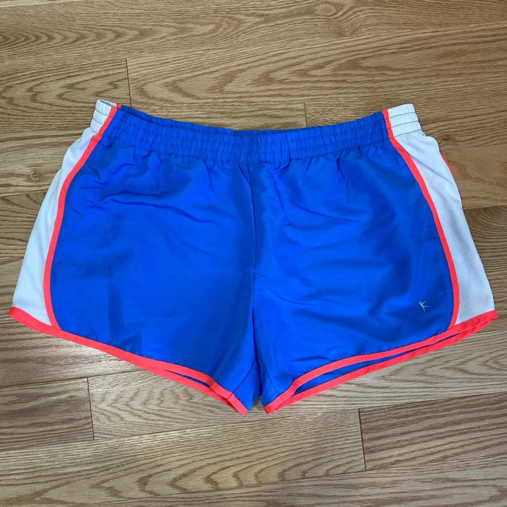 Danskin Now XL Workout shorts